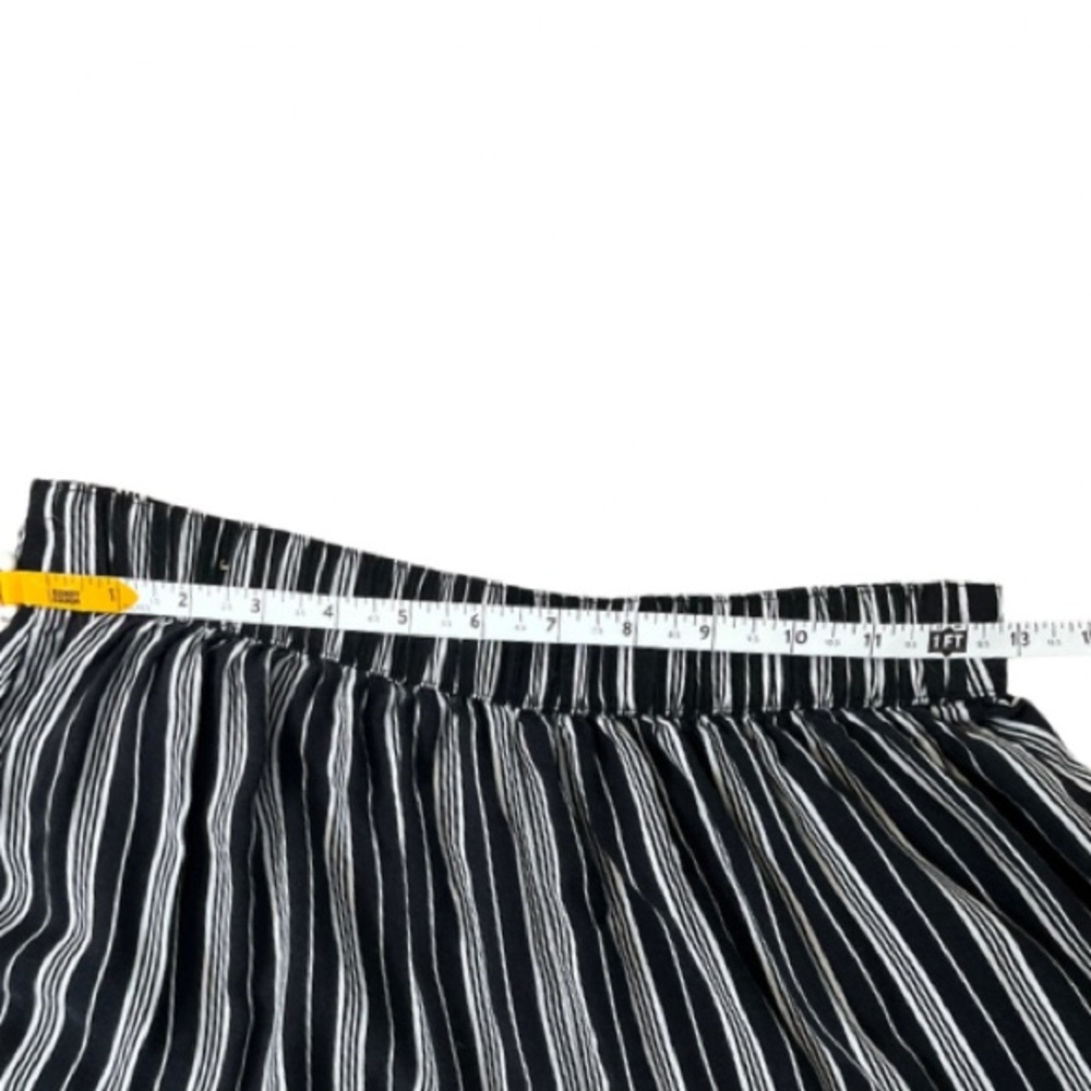 Hollister Navy Striped Wide Legged Cropped Palazzo Pants Size Small Clean Girl - Picture 6 of 9